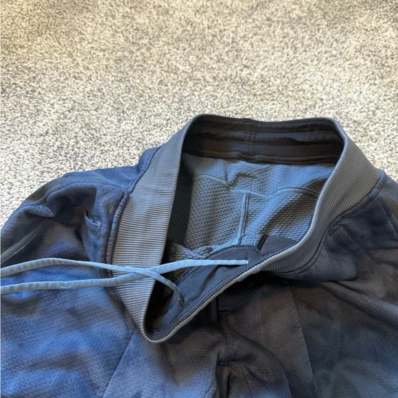 Lululemon Jogger Tech Pant - Picture 3 of 6